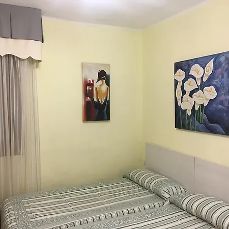 Casa Turistica Nigran * نيغران